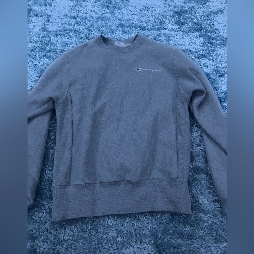 crew neck